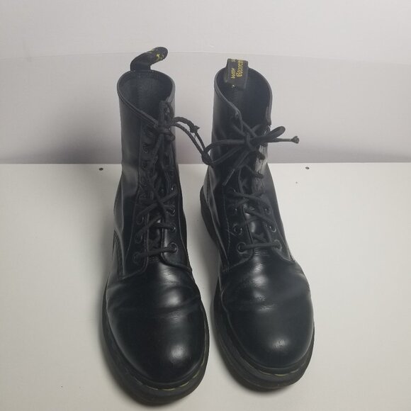 Dr. Martens 1460 Smooth Leather Grunge Goth Combat Black  Boots Sz W 10  M 9 - Picture 2 of 13
